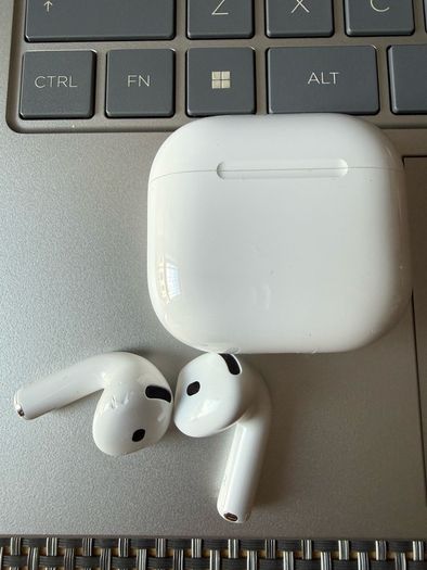 Apple AirPods 4 with Active Noise Cancellation (ANC)