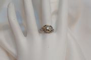 18k White Gold &amp; Diamond Ring