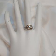 18k White Gold & Diamond Ring