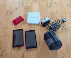 Bulk Lot Of Old Electronics (A fixer upper lot)
