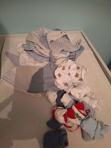Bibs, hats & socks