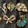 Fabulous Collection of 15 Brooches Image 2