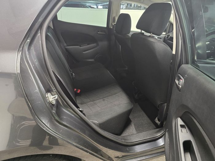 2013 Mazda Demio
