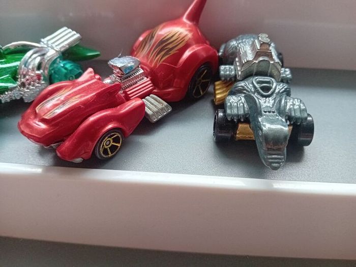 Hot Wheels Animal Cars x4