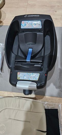 bugaboo cameleon. black and cream. full kit, everything like new.