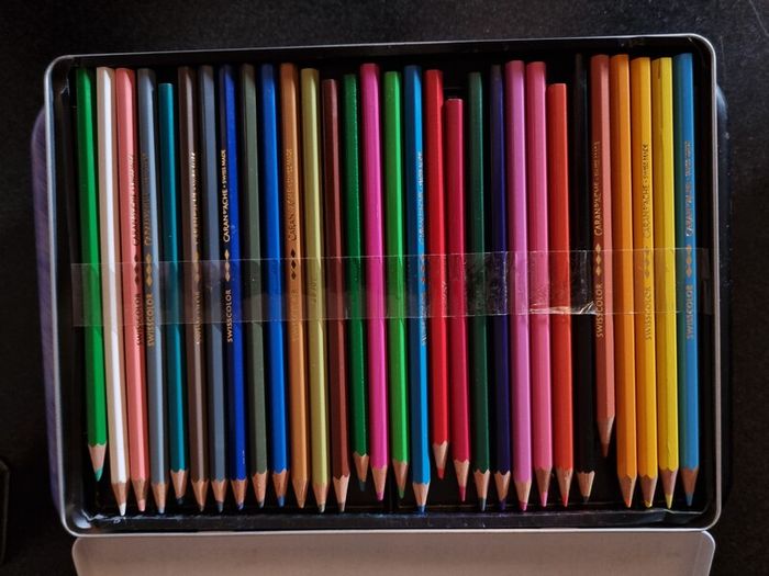 Art material colour pencils