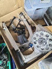 gsxr750 swingarm and rear wheel