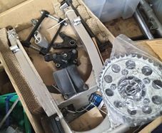 gsxr750 swingarm and rear wheel