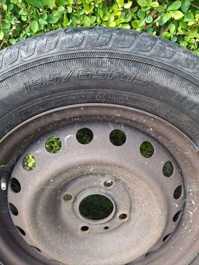 Free spare Wheel and tyre