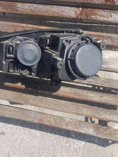 vw Golf headlight