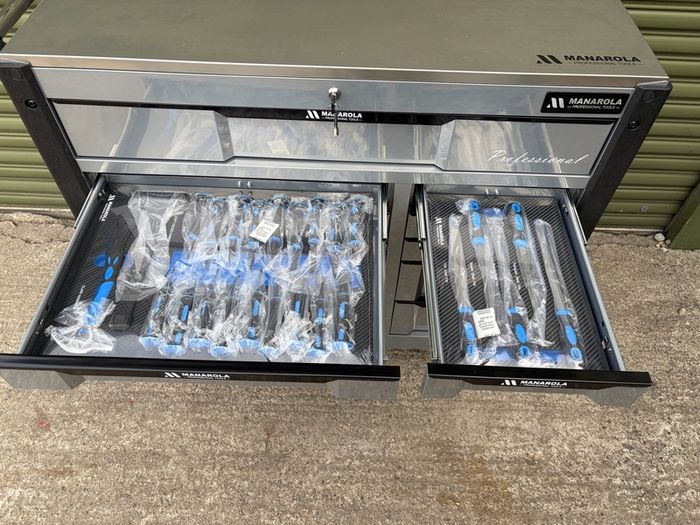 Brand New Manarola 12 Drawer Tool Chest