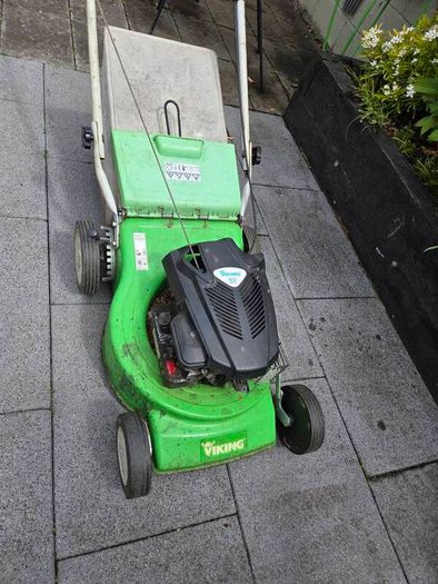 Lawnmower