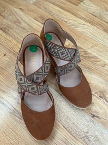 Suede wedges