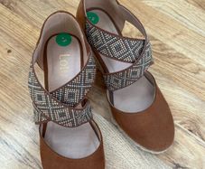 Suede wedges