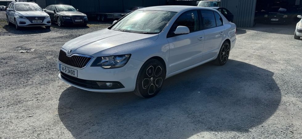 Skoda Superb 2.0TDi Automatic ..NEW NCT