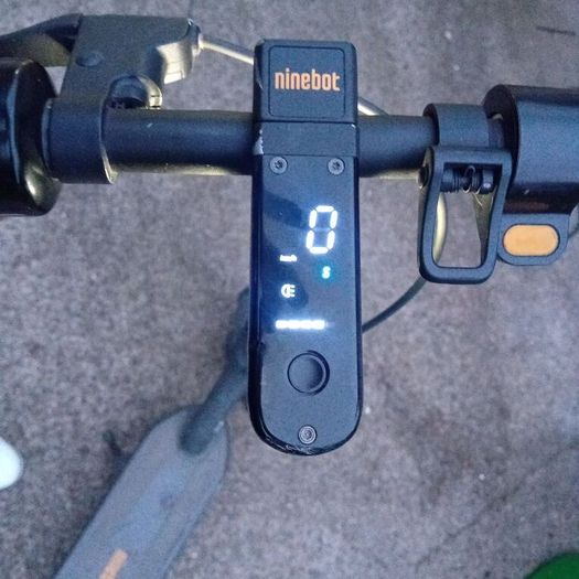 Electric scooter ninebot max g30 300w