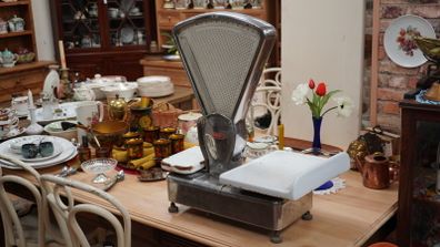 Vintage Berkel Auto Scale Counter Shop Scales Working - Irish Dealer Label