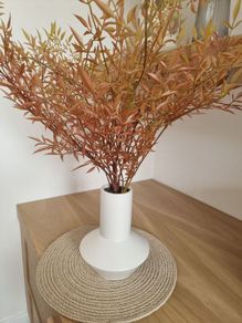 Decorative vase with artificial flower's