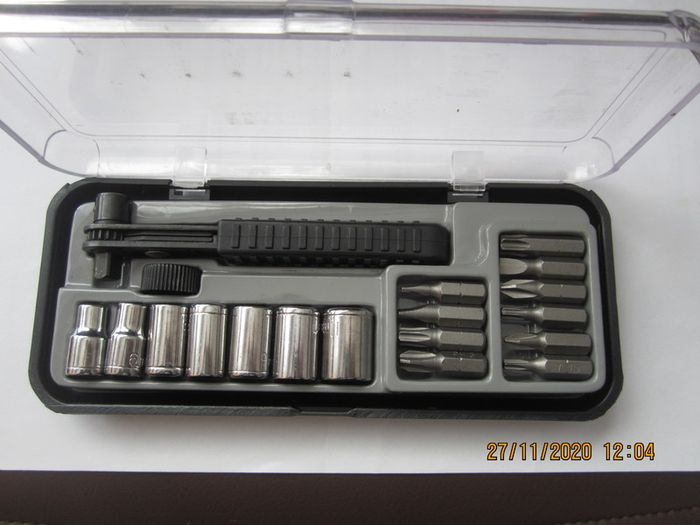 Ratchet Socket & Screwbit Set 19 Piece