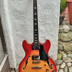 Larry Carlton Sire H7