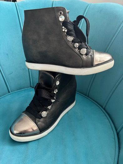 Brand new shoes- size 41