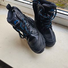 Boys boots