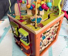 Zany zoo wooden activity cube
