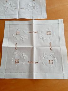 Antique linen mats
