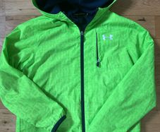 Under Armour fluorescent Jacket