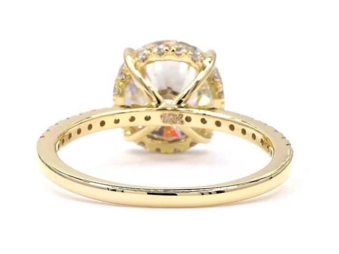 New 3.52ct Lab Grown Diamond 18ct Yellow Gold Ring