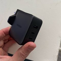 Ugreen 65W GAN charger