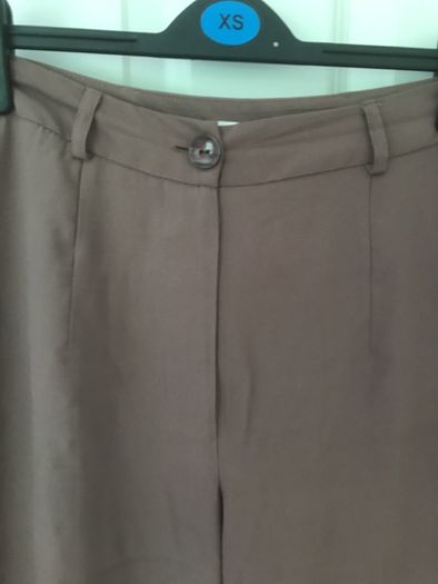 Wide leg trousers
