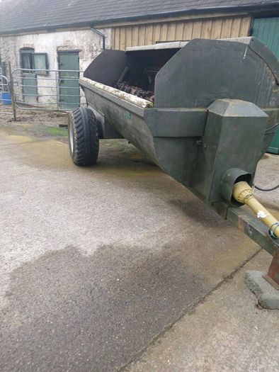 Manure Spreader Side Shift