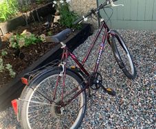 Classic ladies hybrid bike - purple splatter paint