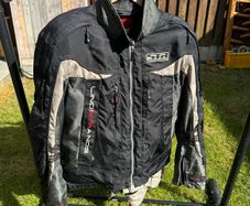 motorcycle jacket and pants Str