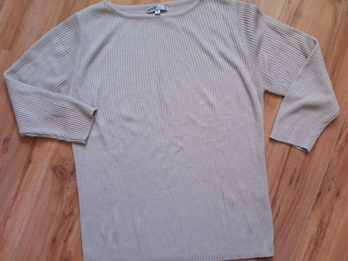 ladies light jumper