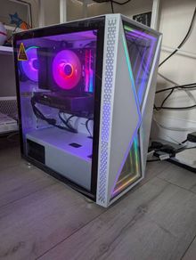 Ryzen 5 5600 / RTX 5060 Gaming PC
