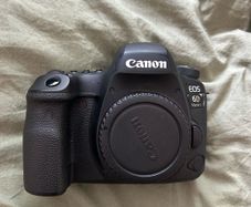 Canon 6d mark 2 - body only
