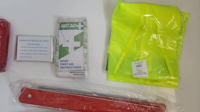Renault Emergency Kit Warning triangle First Aid
