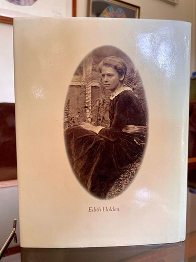 1980 Hardback Edition The Country Diary of An Edwardian Lady 1906