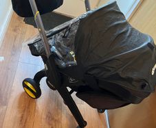 Doona car seat/stroller