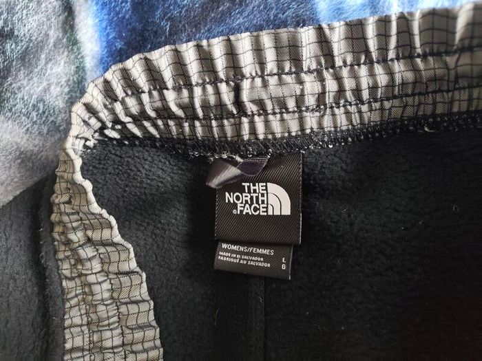 The Northface retro sweatpants