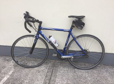 Giant Road Bike