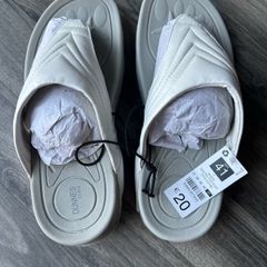 White Flipflops