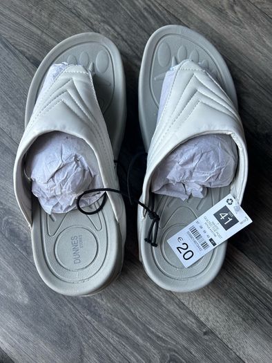 White Flipflops
