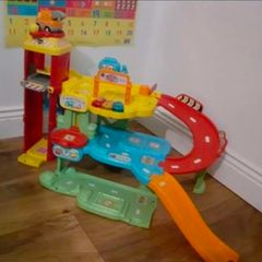 VTech Toot Toot parking garage