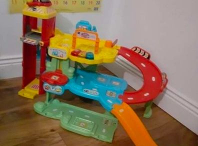 VTech Toot Toot parking garage