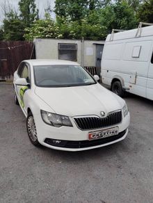 Breaking Skoda superb 2013 2.0tdi cff ppy lf9e