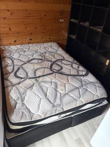 Double bed with matress for free