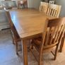 Solid oak table & 8 chairs Image 3